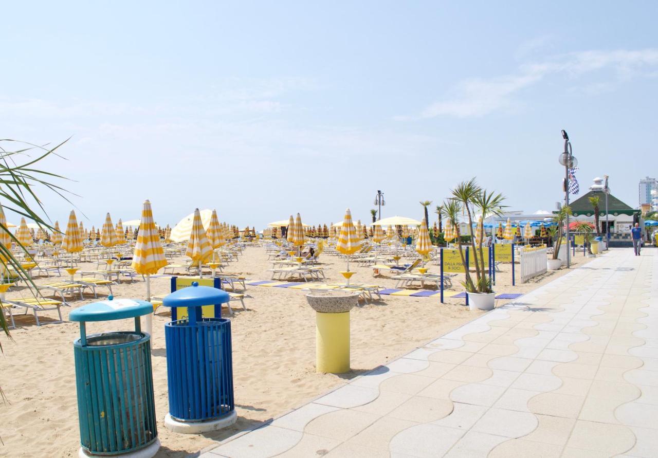La Fenice N. 2 Lido di Jesolo Esterno foto